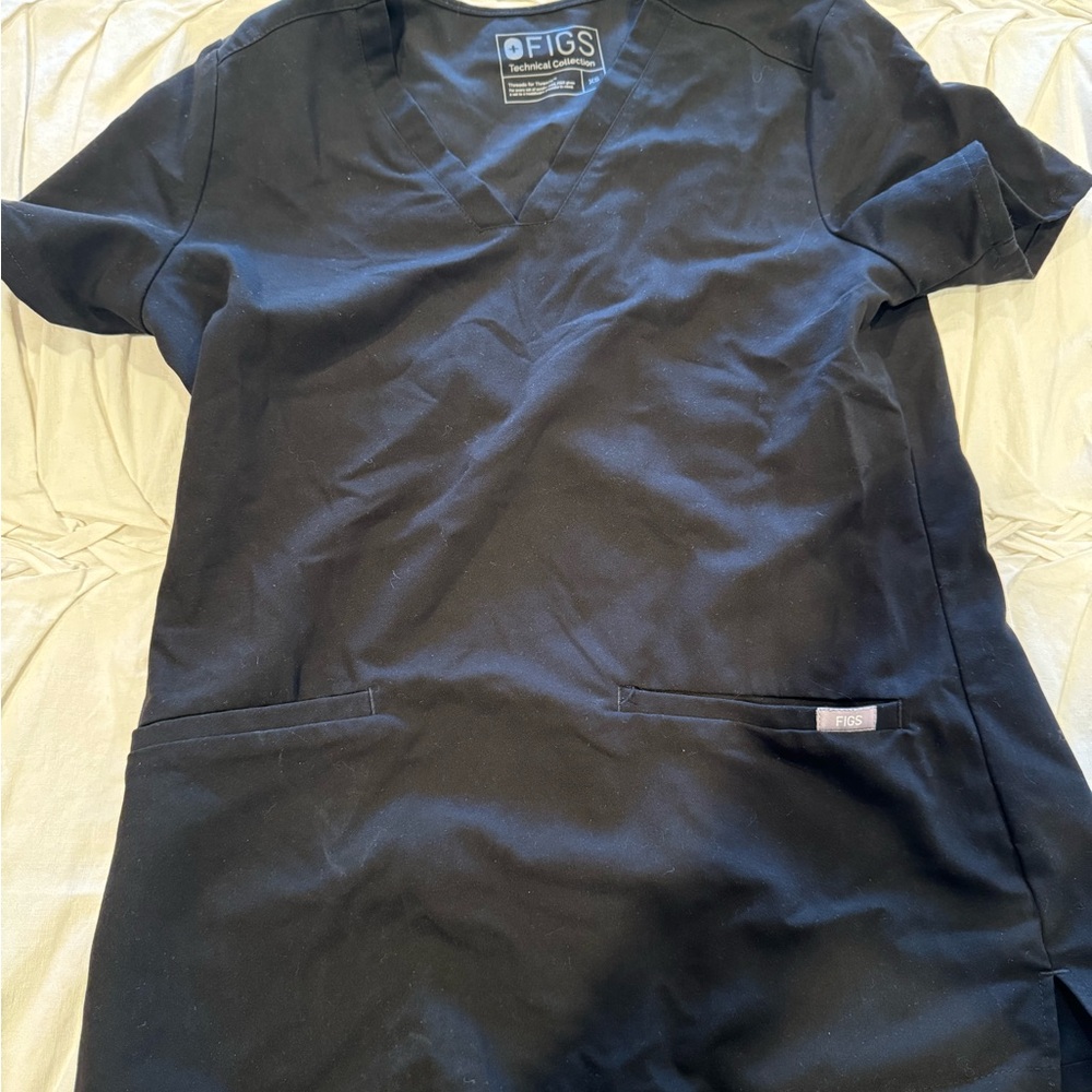 FIGS Women’s Black V-Neck Short Sleeve Scrub Top